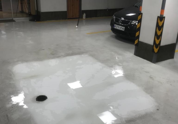 حذف رد لاستيک با دستگاه نظافت صنعتی