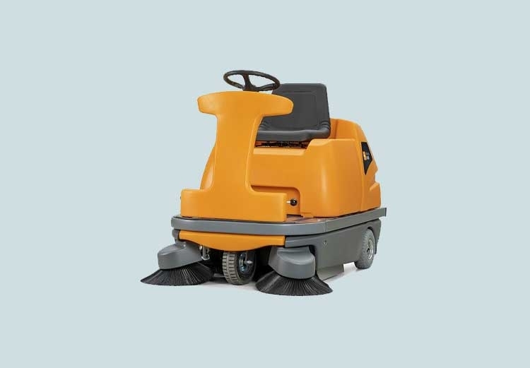 معرفی انواع سوییپر صنعتی و ویژگی‌های هر کدام